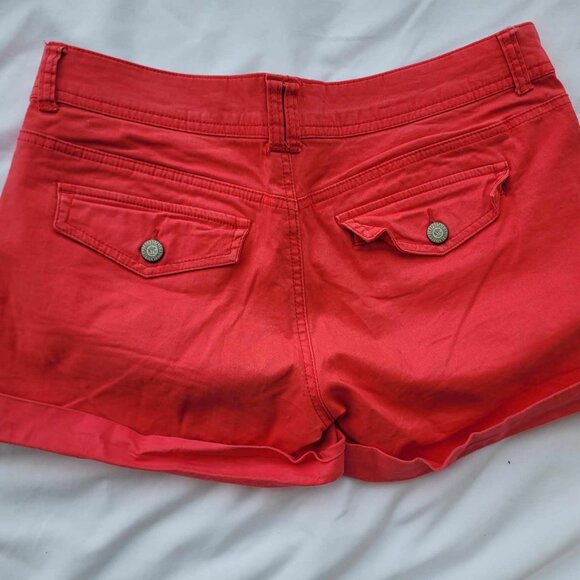 Aéropostale Women's Pink Shorts - Picture 2 of 4